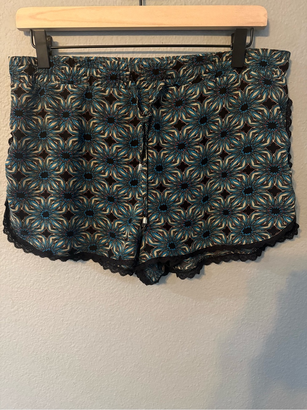 Sans Souci Boho Festival Lace Trim Shorts Size L